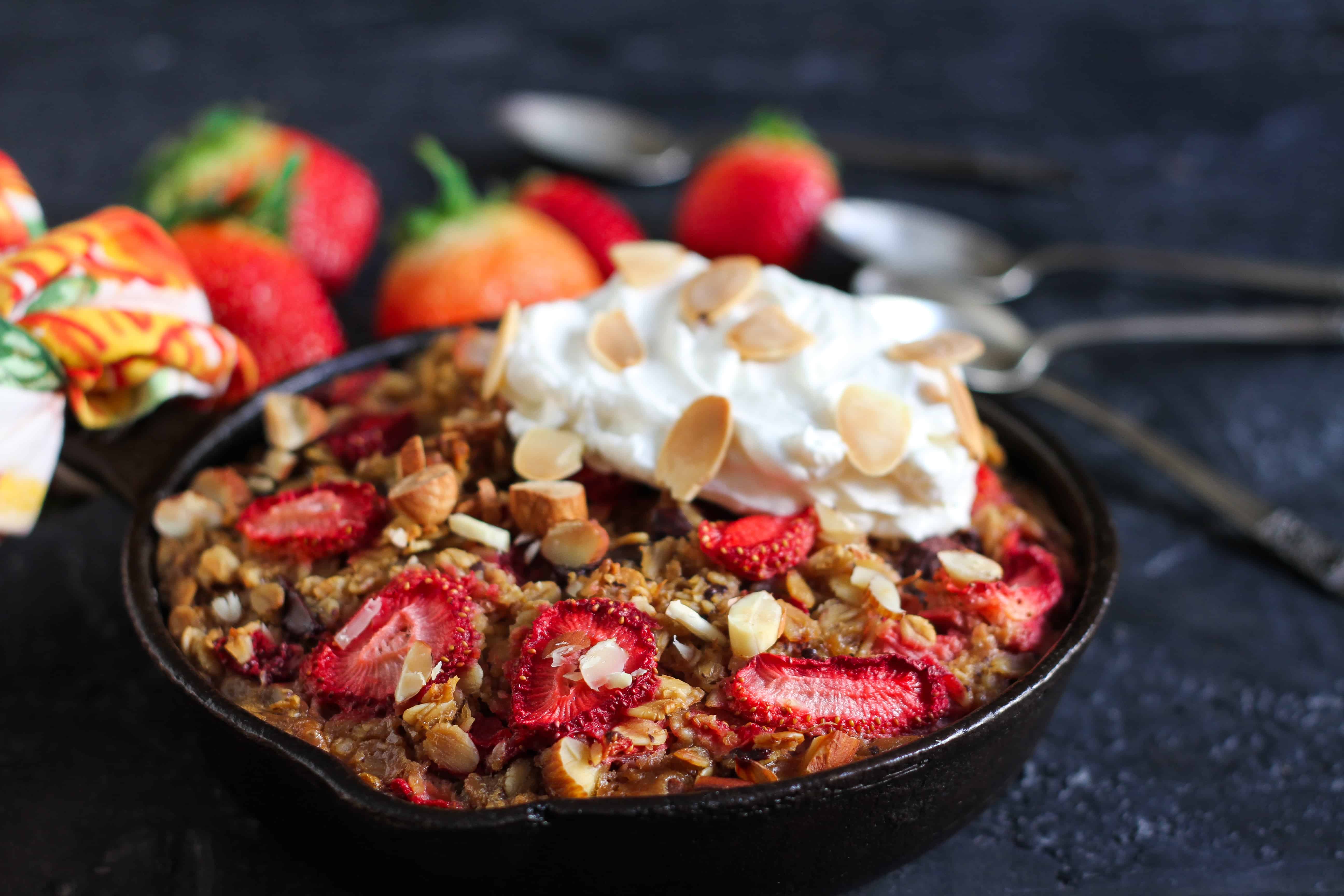 Strawberry 'n Cream Baked Oatmeal vegetarian, oatmeal, baking, breakfast, eggless,fruits