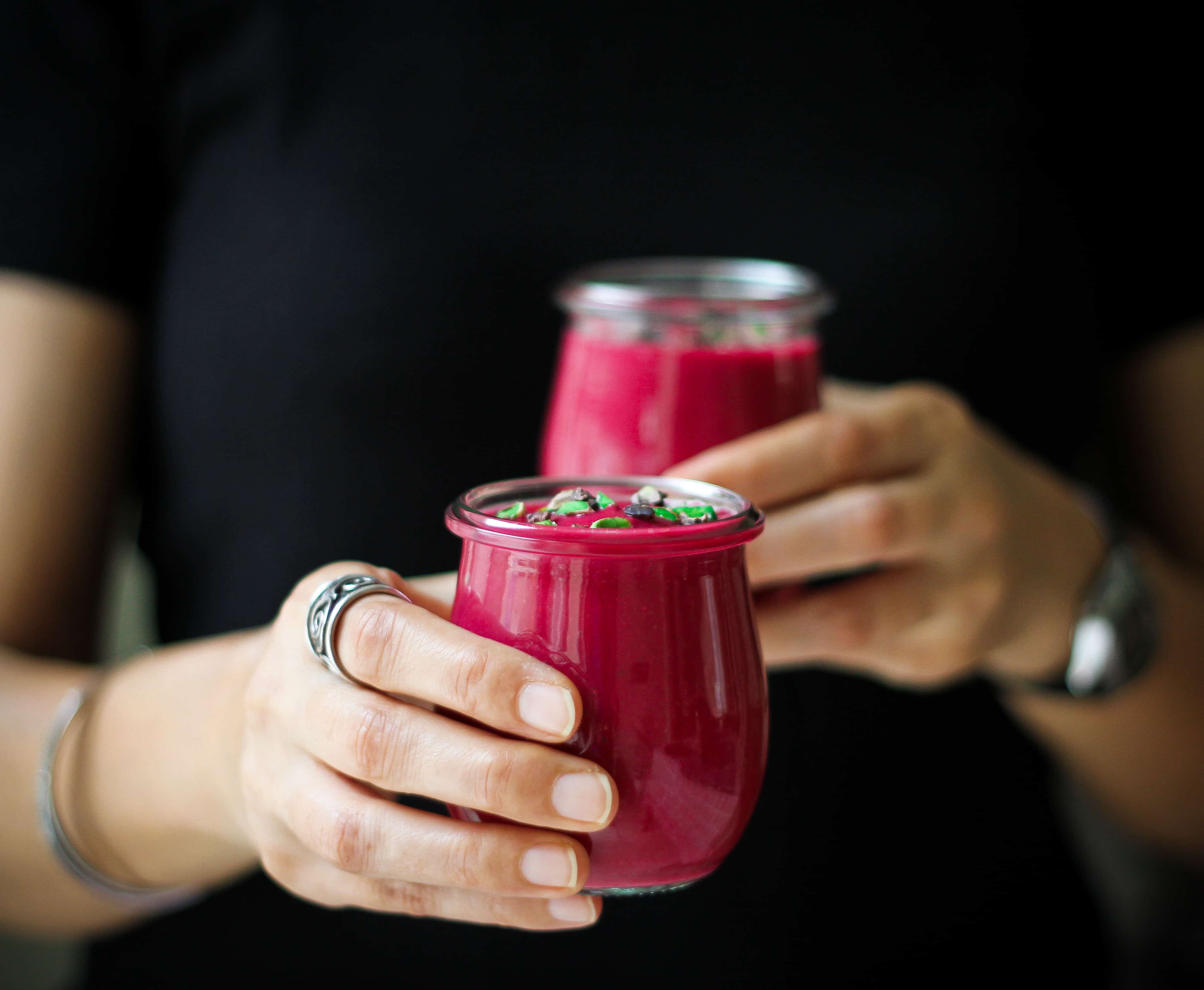 Beetroot Ginger Detox Smoothie vegan, fruits, vegetable, sugarfree, breakfast, beverage, easy recipe, healthy recipe