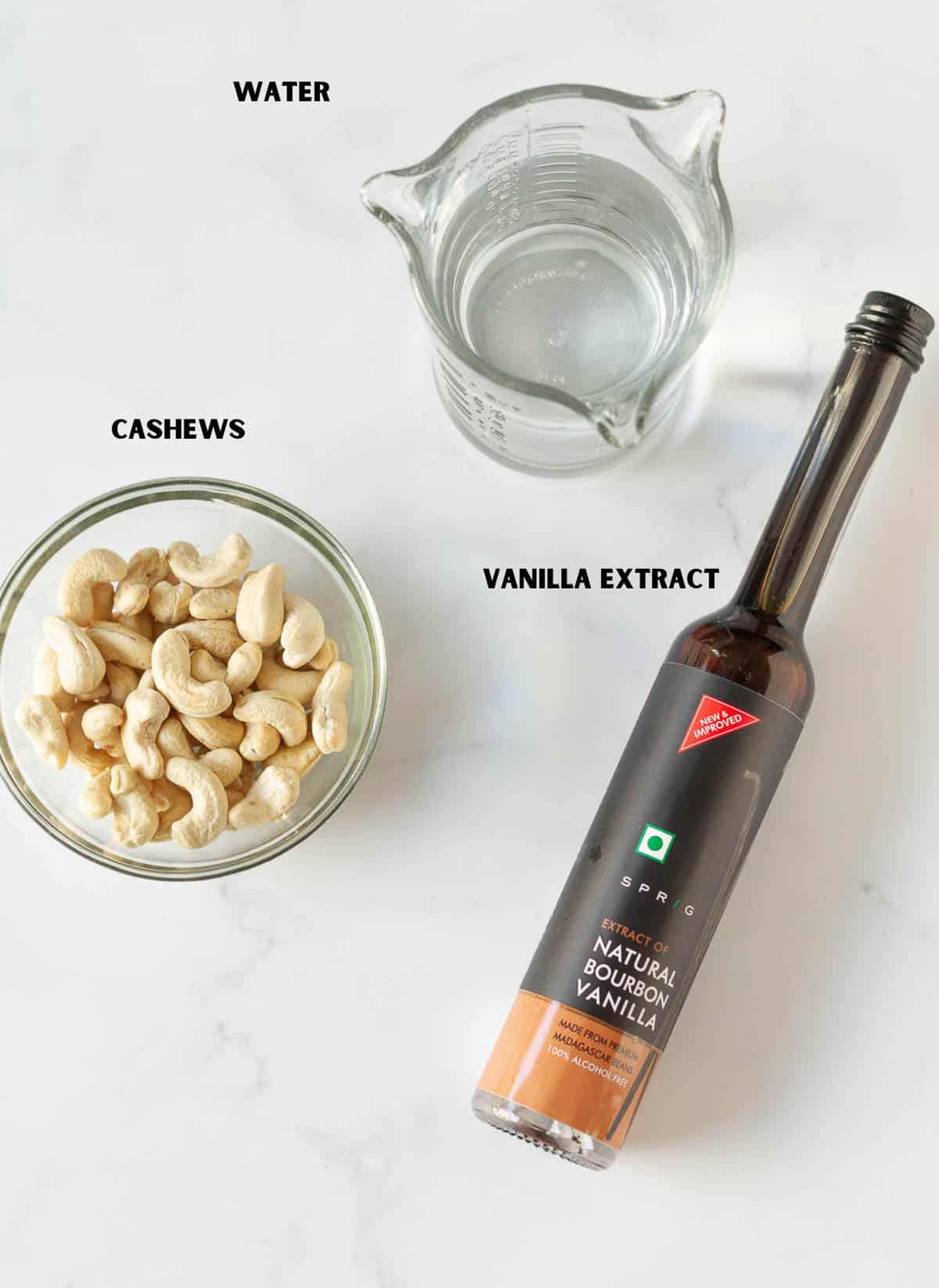 Ingredients for making cashew milk.