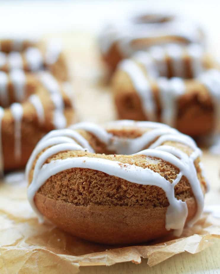 Vegan Baked Cinnamon Donuts | Easy donut recipe