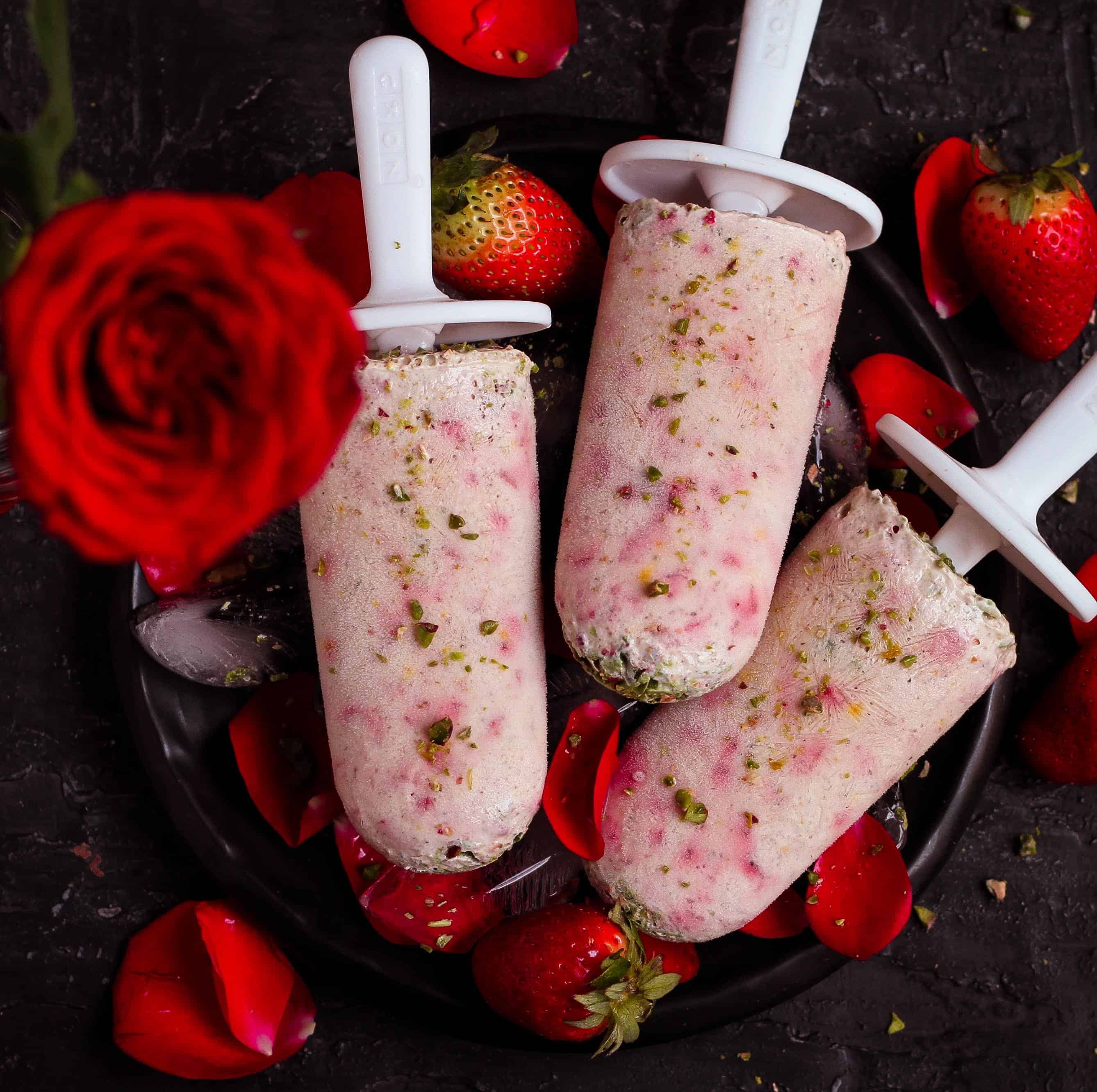 Strawberry Thandai Popsicles |vegetarian |dessert | healthy | yogurt |fruit | refined sugarfree | frozen treat