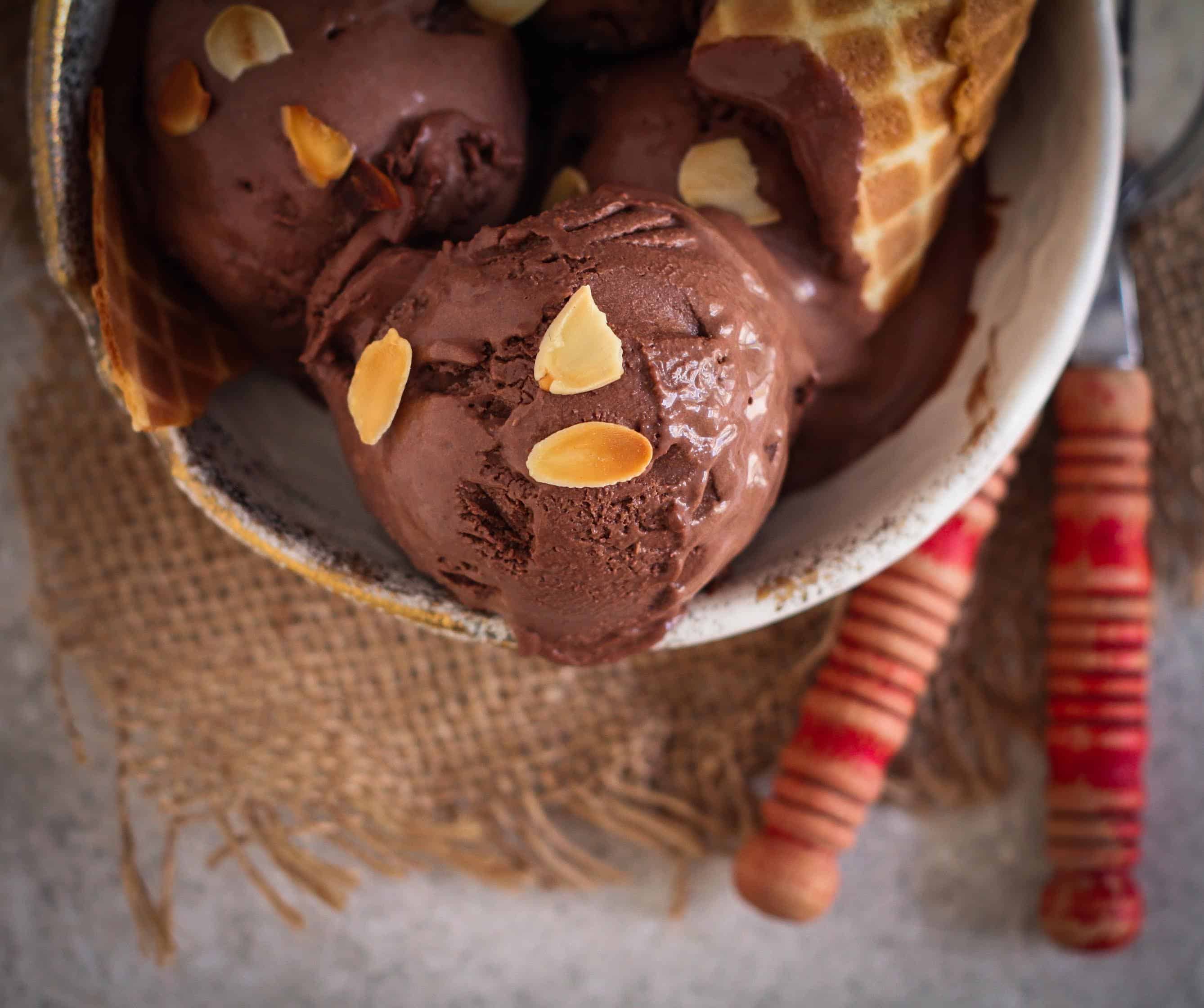 Chocolate Almond Ice Cream summer treat dark chocolate 