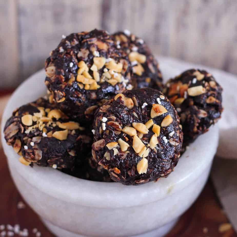 No bake peanut butter chocolate cookie vegan dairy free healthy easy recipe