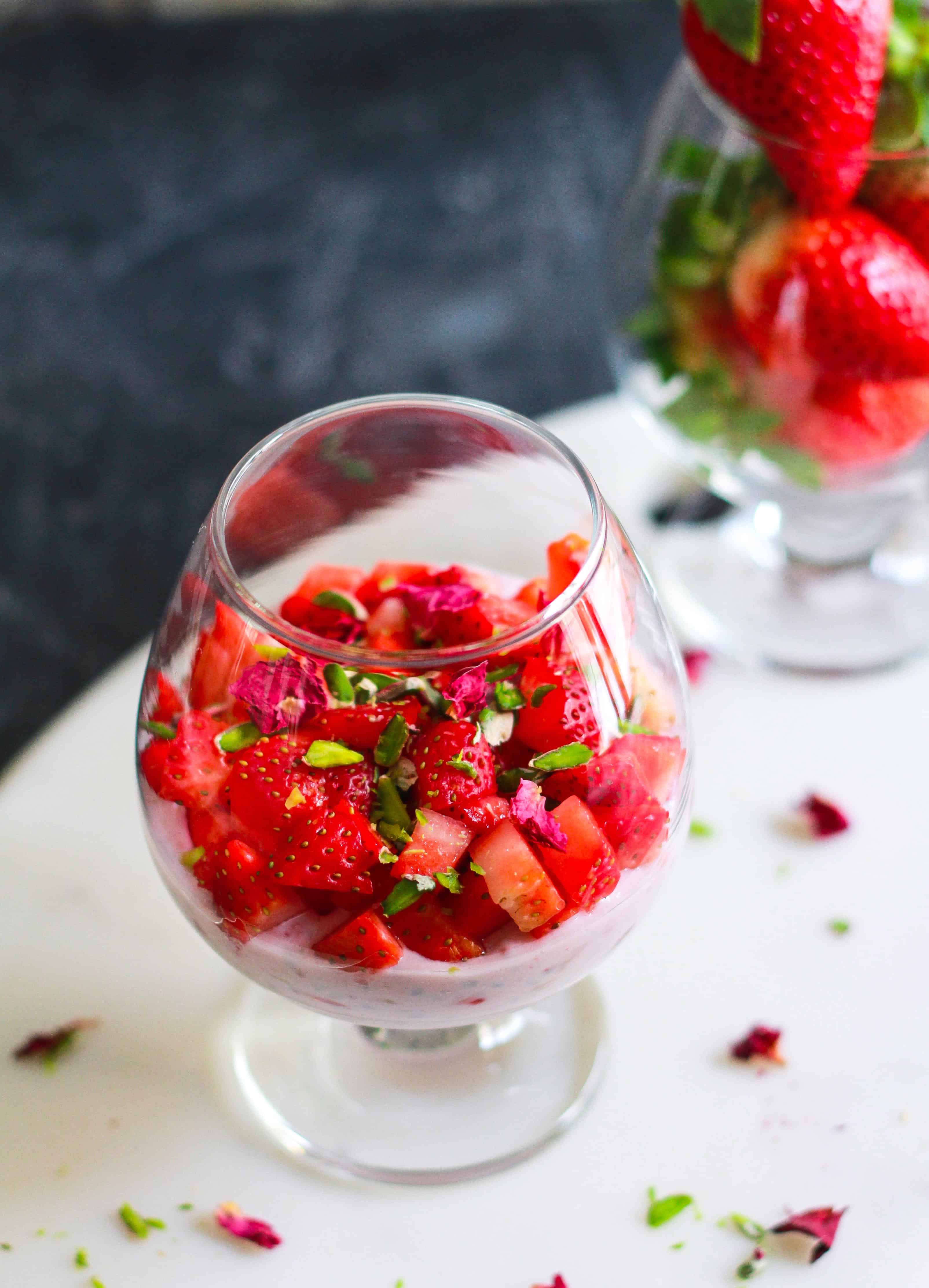 Strawberry Rose Chia Pudding glutenfree easy healthy recipe
