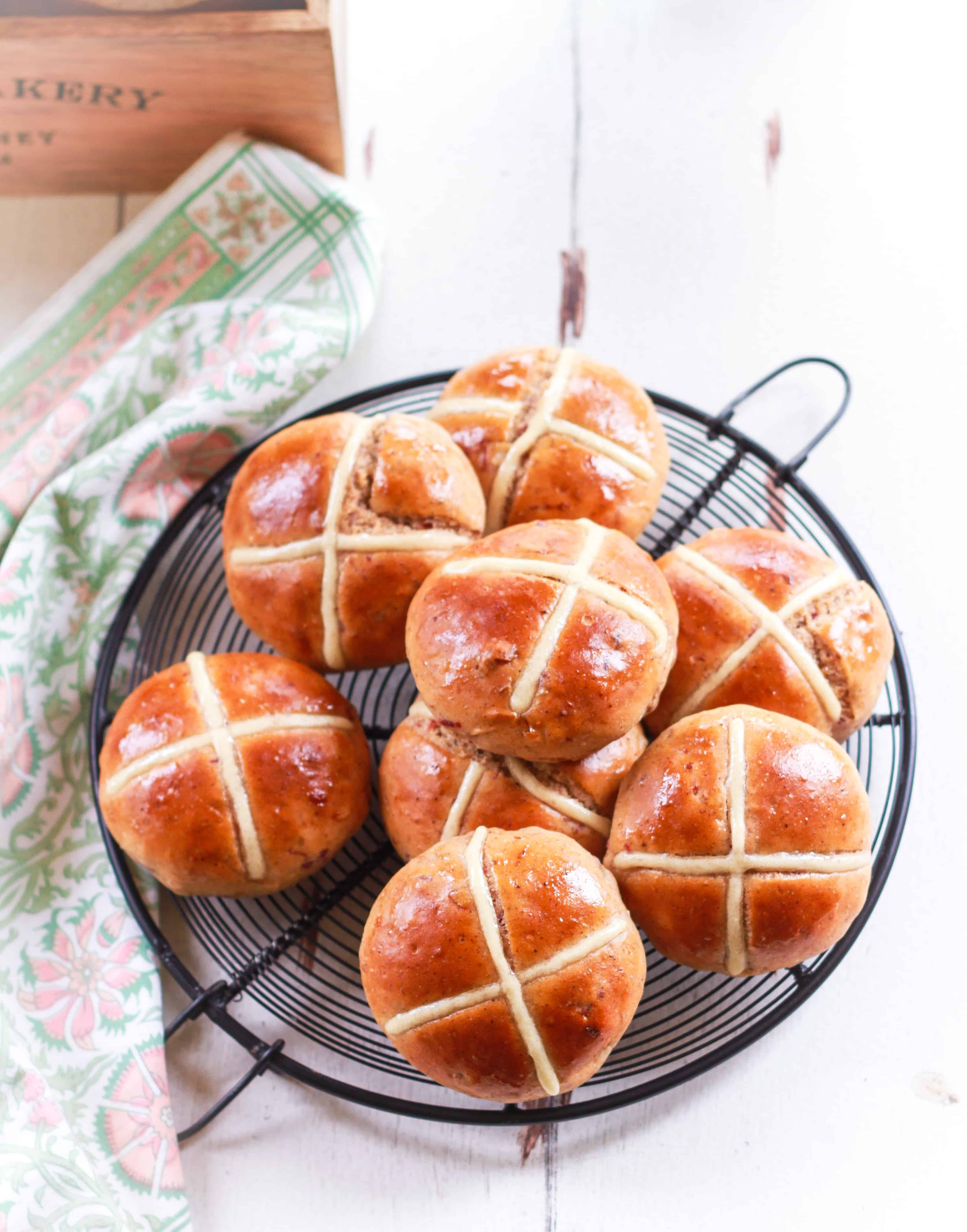 Hot Cross Buns | Vegan Eggless easy Easter recipe