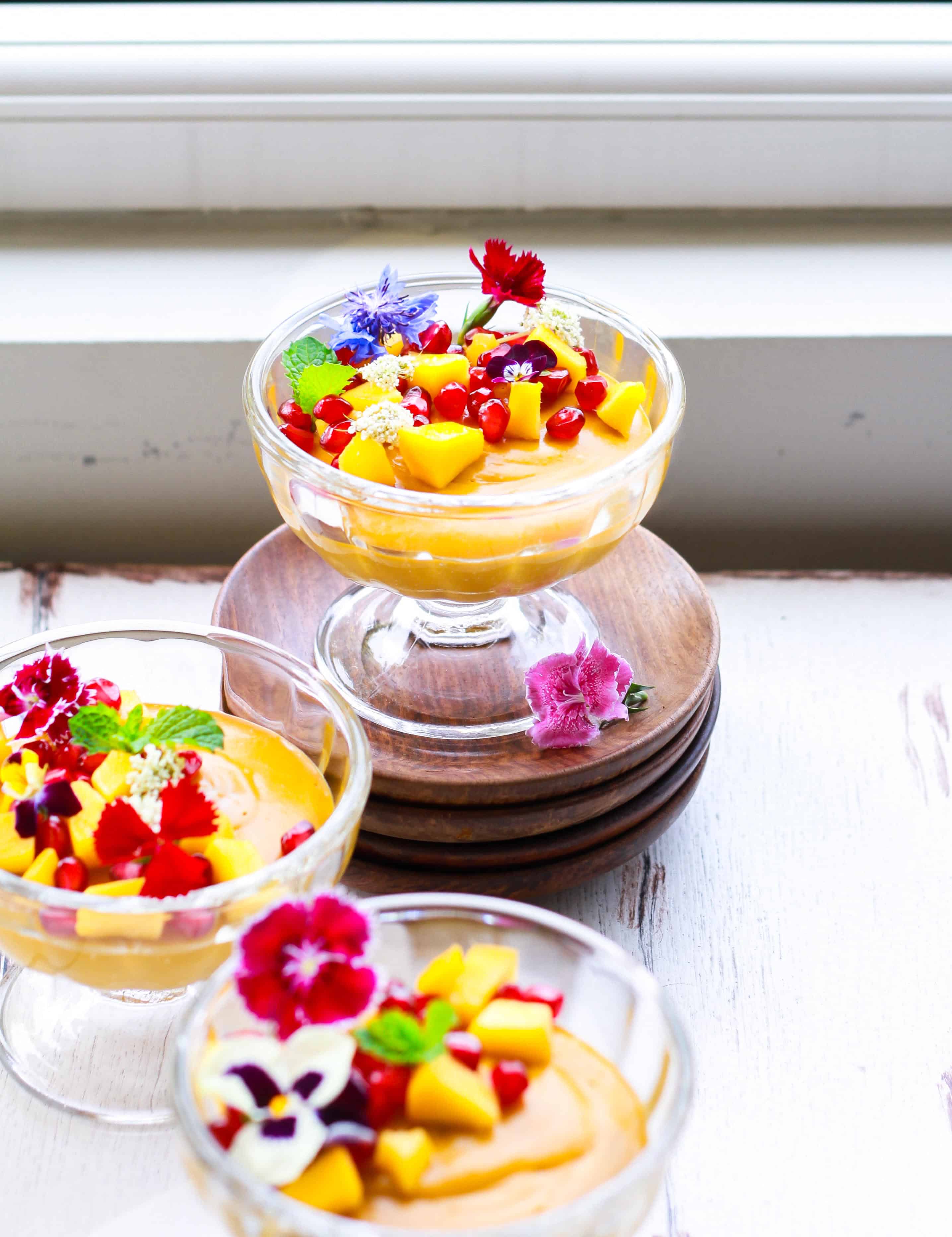 Mango Coconut Panna Cotta, A vegan & glutenfree dessert.