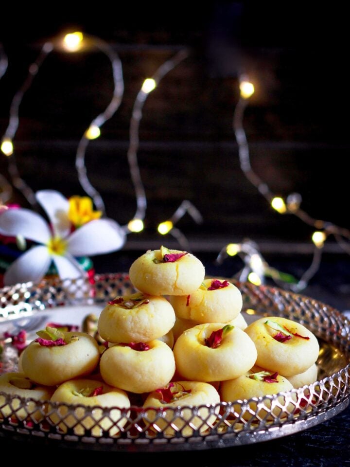 coconut cardamom peda Diwali Dessert Mithai Easy Recipe