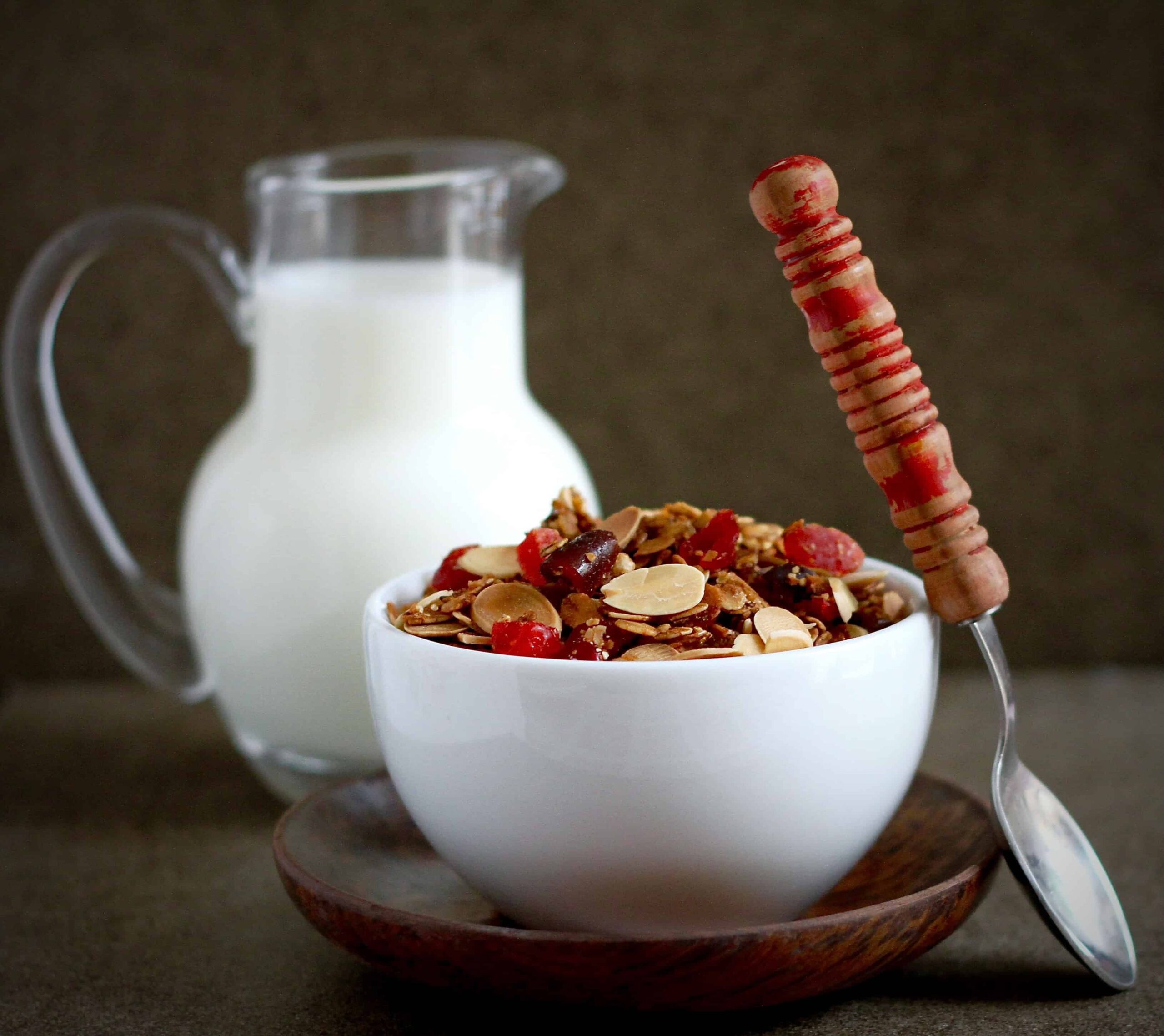 Granola with milk