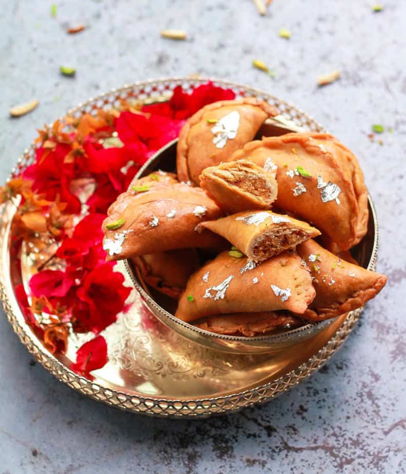 Gujiya | Baked Mawa Gujiya