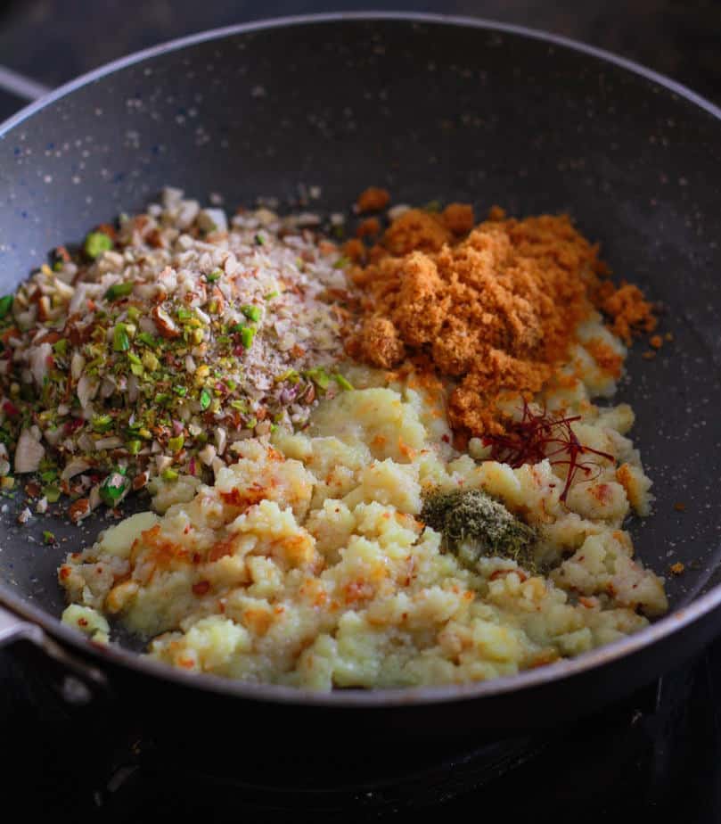 Filling for the gujiya | Gujiya | Baked Mawa Gujiya