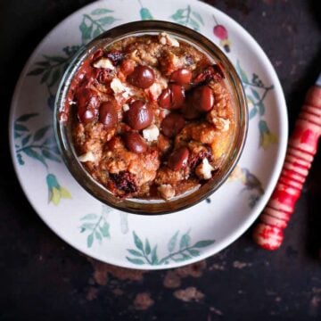 Vegan Oats Banana Mug Cake | Easy Kid Friendly Recipe