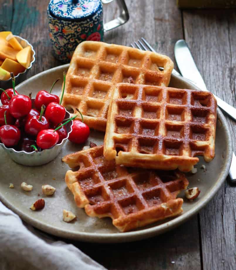 Easy Sourdough Waffles | Vegan waffles recipe