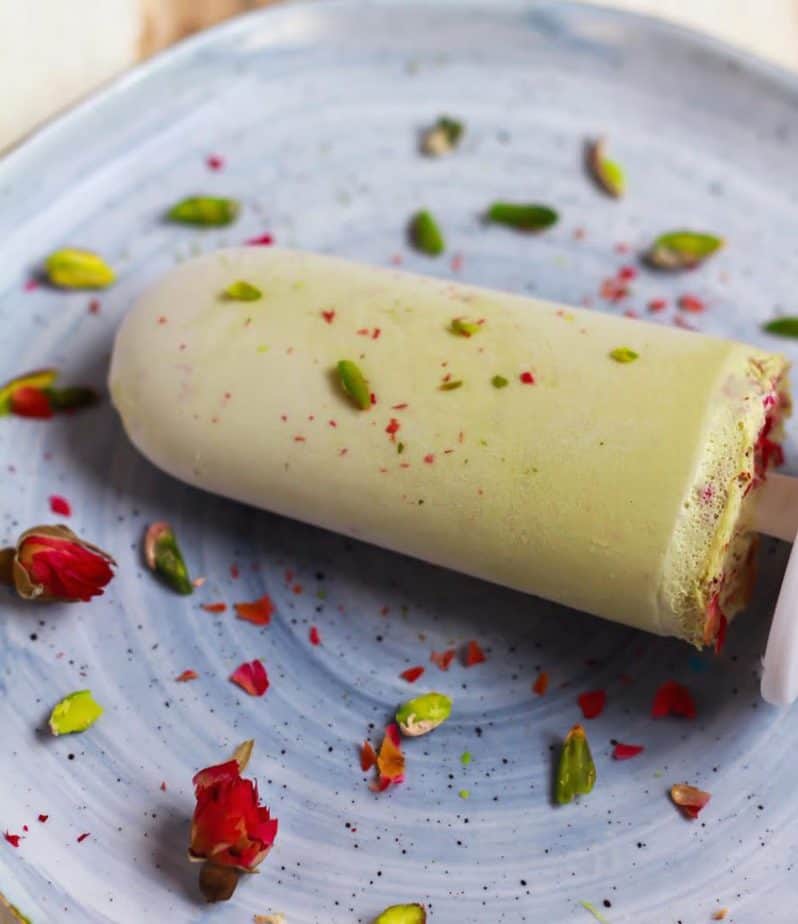 Pistachio Matcha Popsicles | Easy vegan popsicles