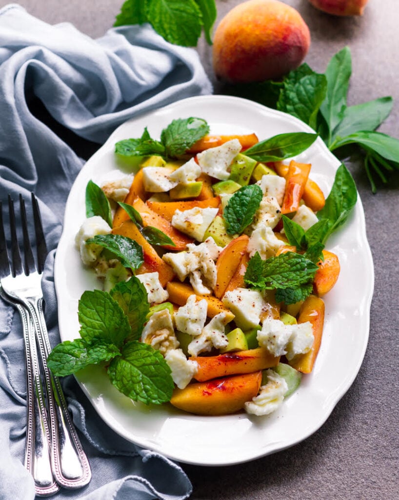 Peach Mozzarella Salad | Easy Summer Salad