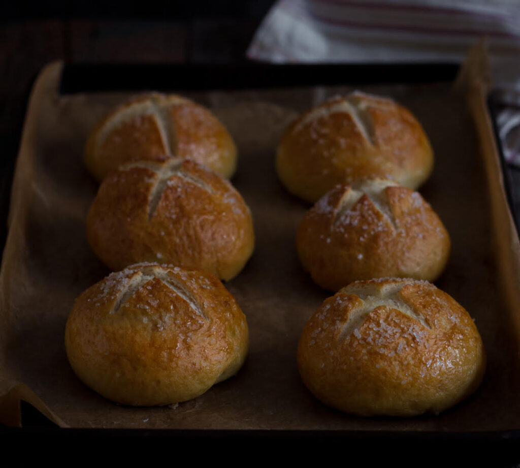 Easy Pretzel Rolls | Pretzel Bread