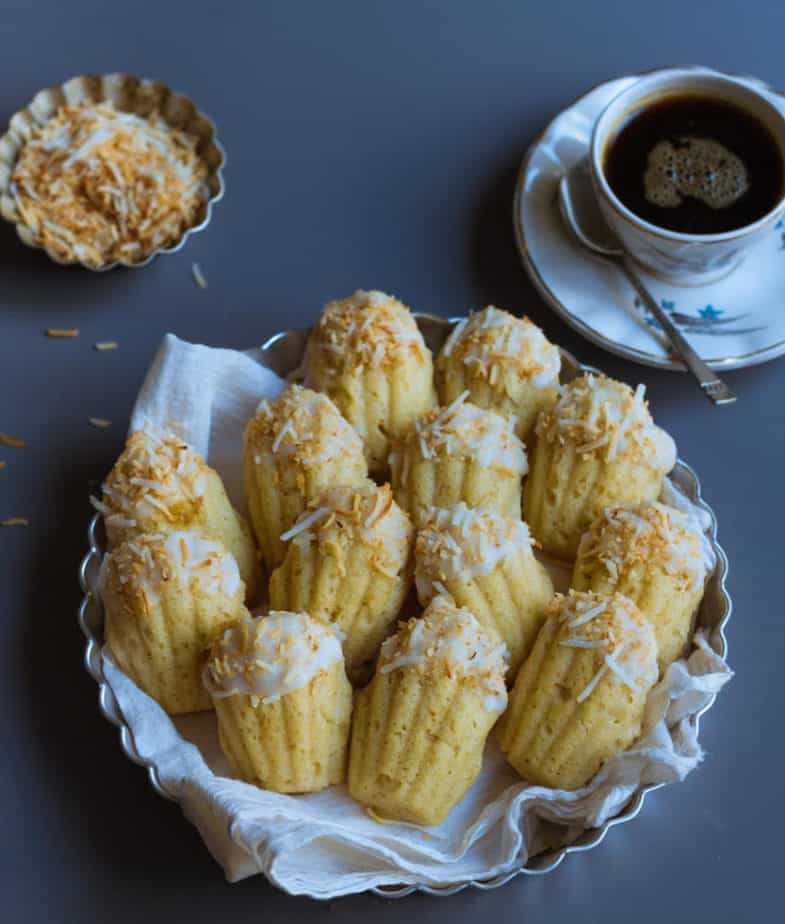 Coconut Ginger Madeleines | Easy vegen coconut madeleines recipe