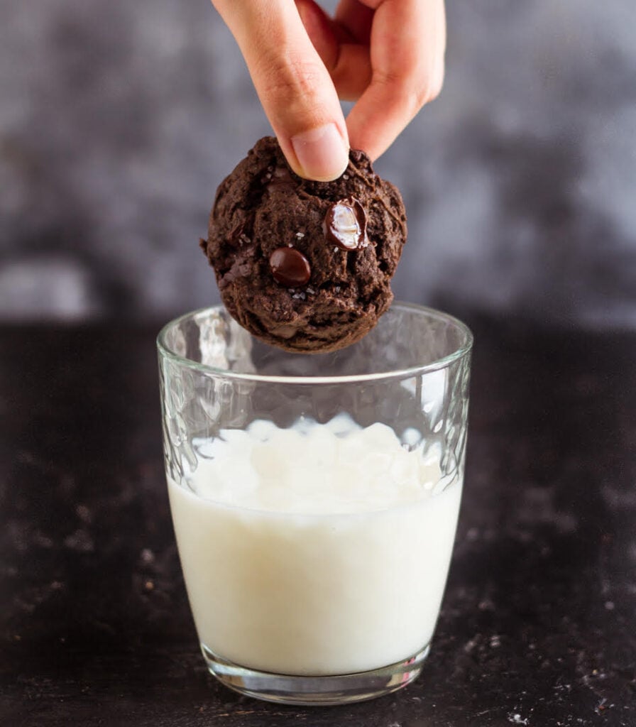 Eggless Double Chocolate Chip Cookies | Easy cookie recipe