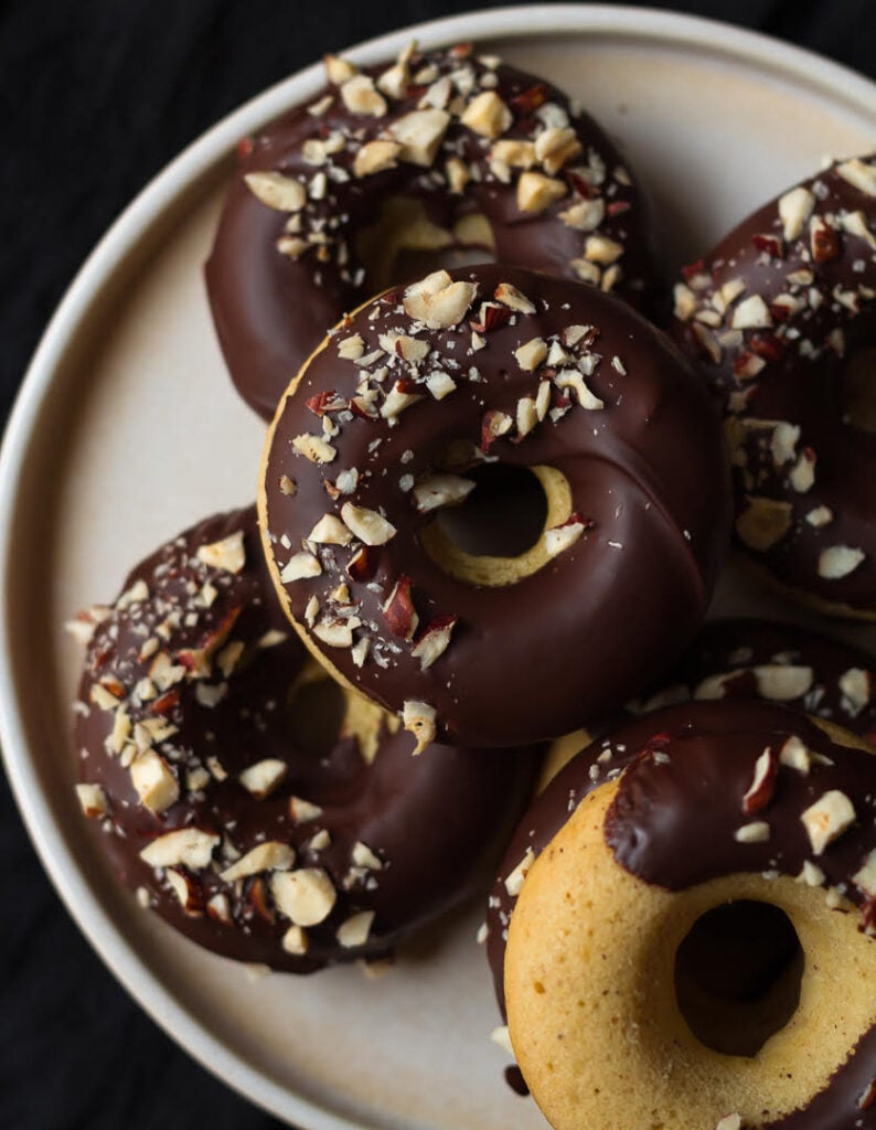 Vegan Pumpkin donuts | Easy eggless baked donuts recipe