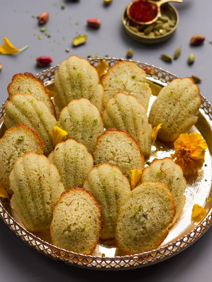 Cardamom Pistachio Madeleines | Easy Eggless Madeleine Recipe