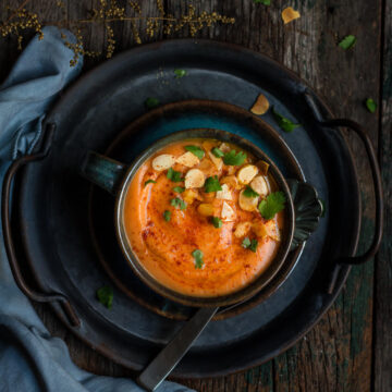 Roasted Carrot Lentil Soup | Healthy vegan carrot soup recipe