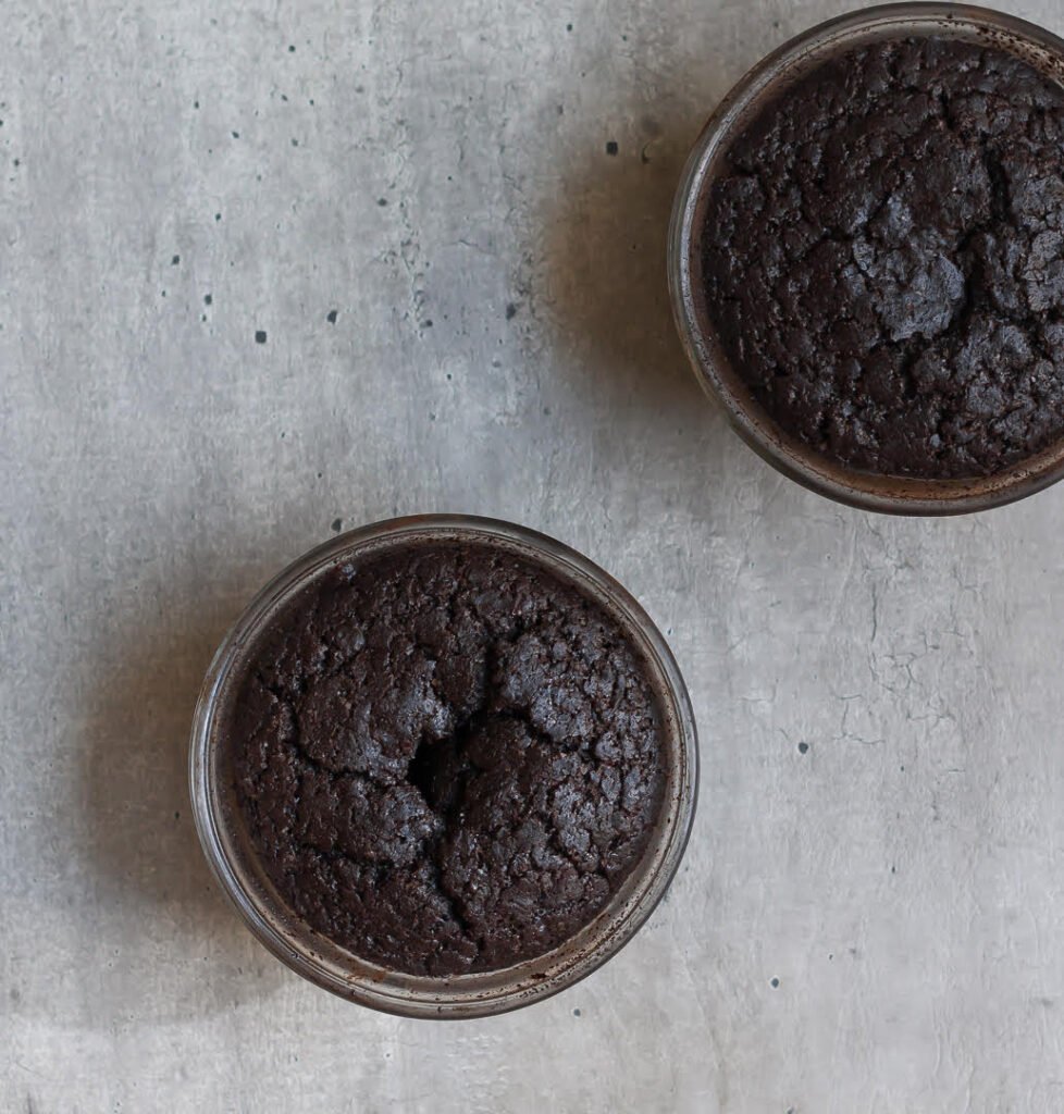 Baked Chocolate Lava Cake | Eggless Molten Chocolate Cake