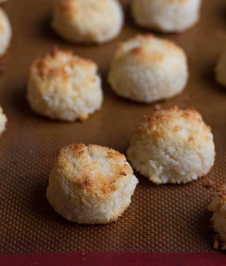 Coconut Macaroons | Easy Coconut Macaroon Recipe