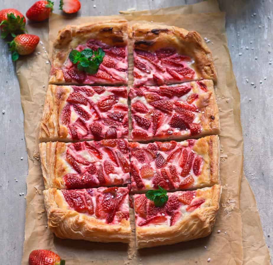 Strawberry Puff Pastry Tart | Easy 5 Ingredient Eggless Strawberry Tart