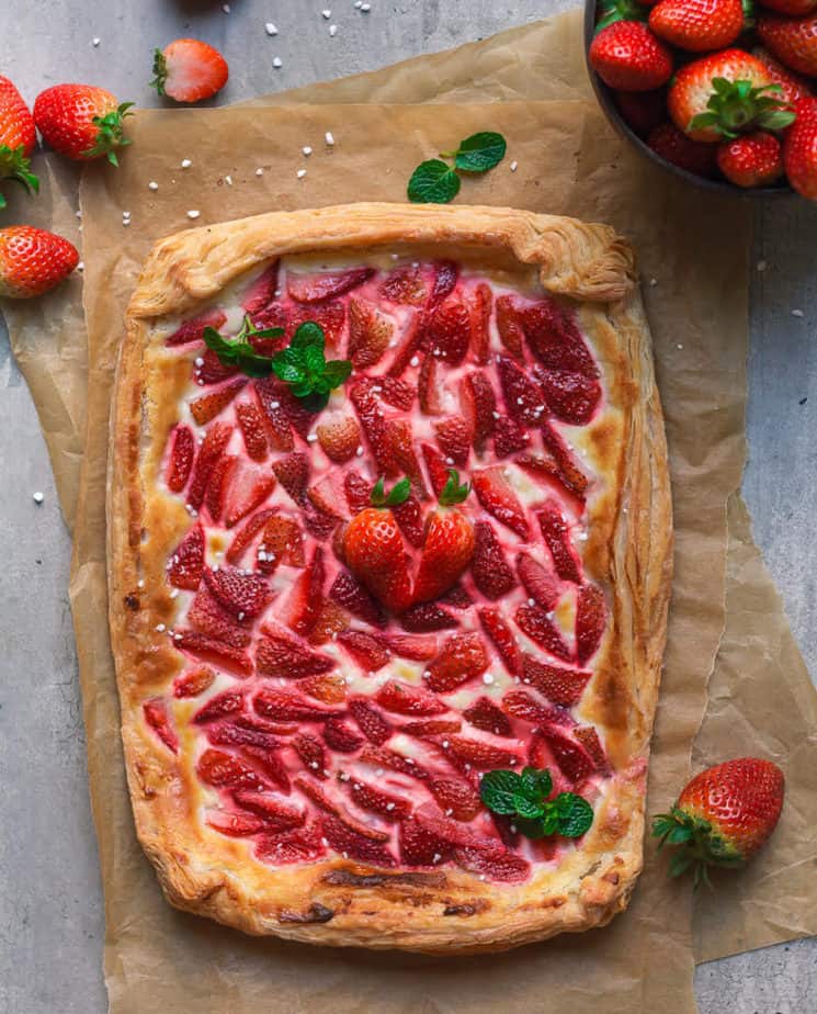 Strawberry Puff Pastry Tart | Easy 5 Ingredient Eggless Strawberry Tart