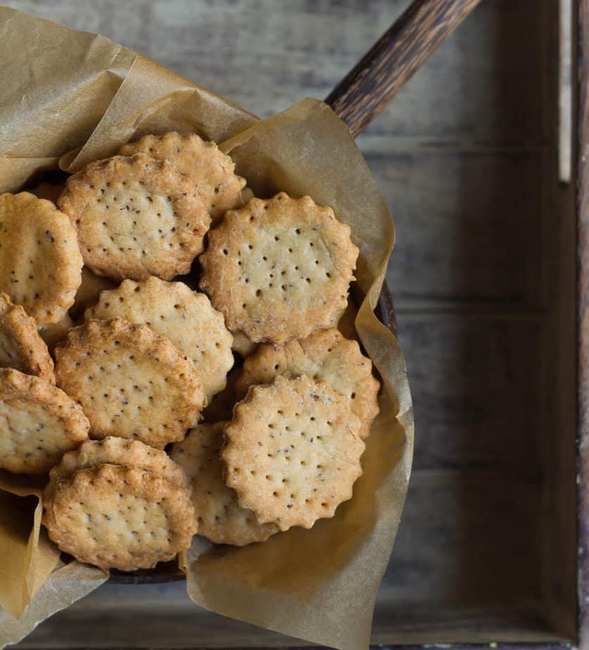 Easy Baked Mathri | Vegan healthy mathri recipe