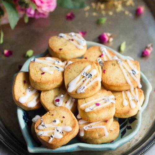 Eggless Thandai Cookies | Easy thandai shortbread cookies | Spiced shortbread cookies