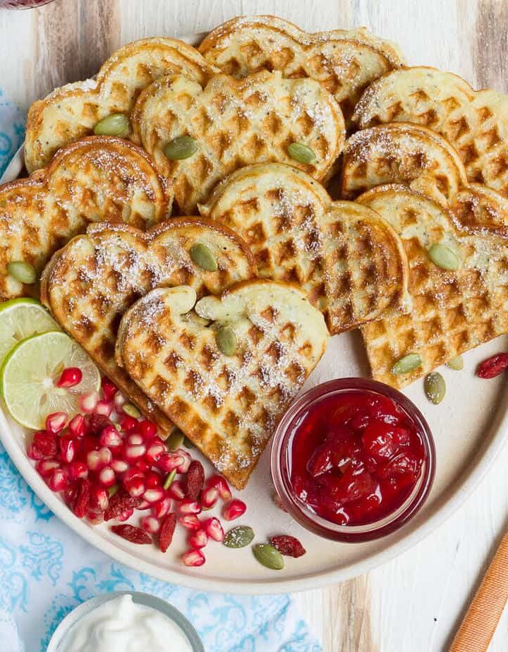 Lemon Poppyseed Waffles | Vegan lemon poppyseed waffles recipe