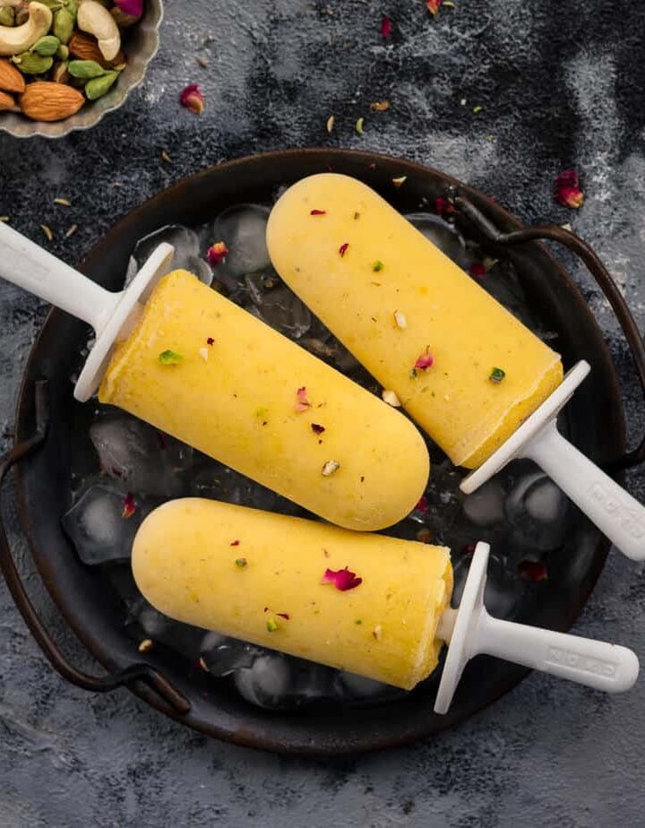 Mango Thandai Popsicles | Easy mango popsicles recipe with Thandai flavors