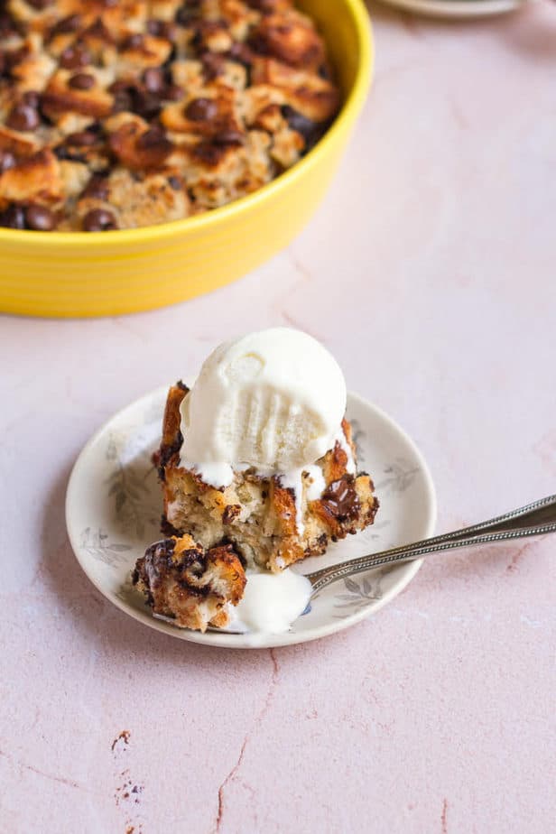 Chocolate Chip Bread Pudding | Easy chocolate bread pudding recipe