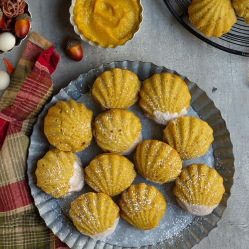 Pumpkin Oats Madeleines | Vegan easy pumpkin madeleines recipe