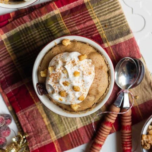 Gingerbread Mug Cake | Easy Holiday Mug Cake Recipe