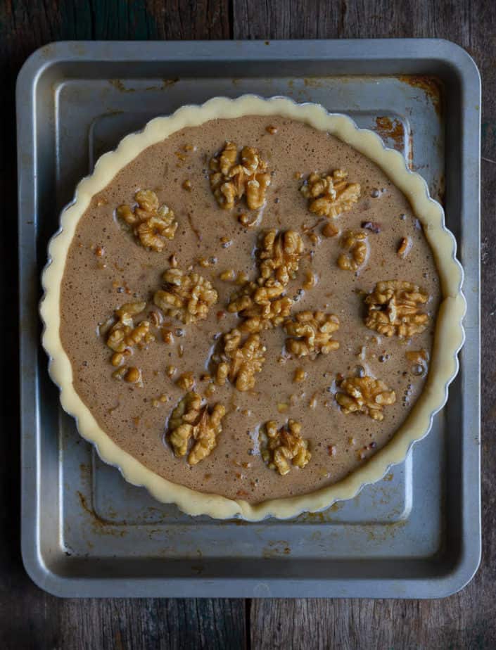 Easy Walnut Pie | Honey Walnut Pie Recipe