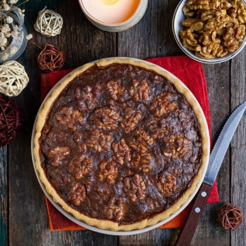 Easy Walnut Pie | Honey Walnut Pie Recipe