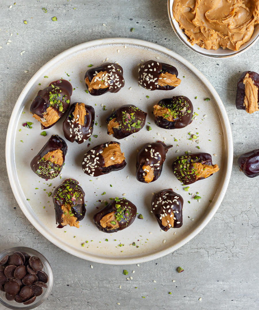 Stuffed Dates with Peanut Butter & Chocolate