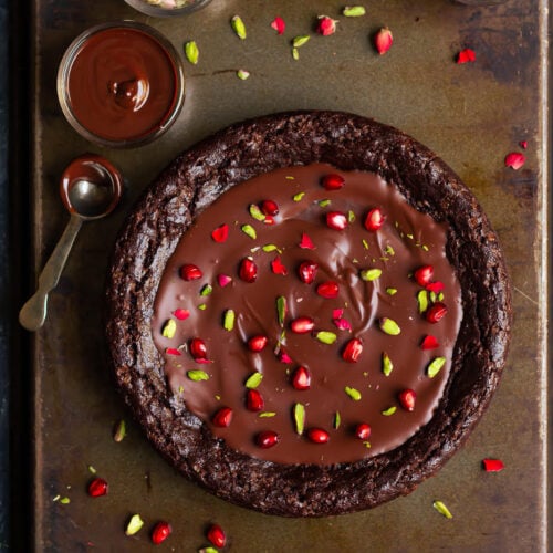 Chocolate Chickpea Cake - Glutenfree Chocolate Cake w/ Chickpea Flour