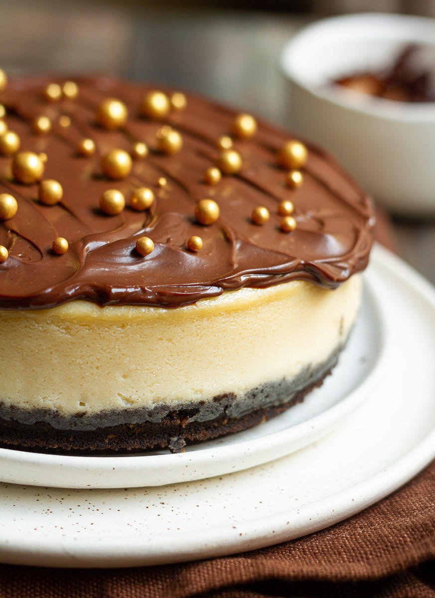 Baileys Cheesecake Recipe | Irish Cream Cheesecake