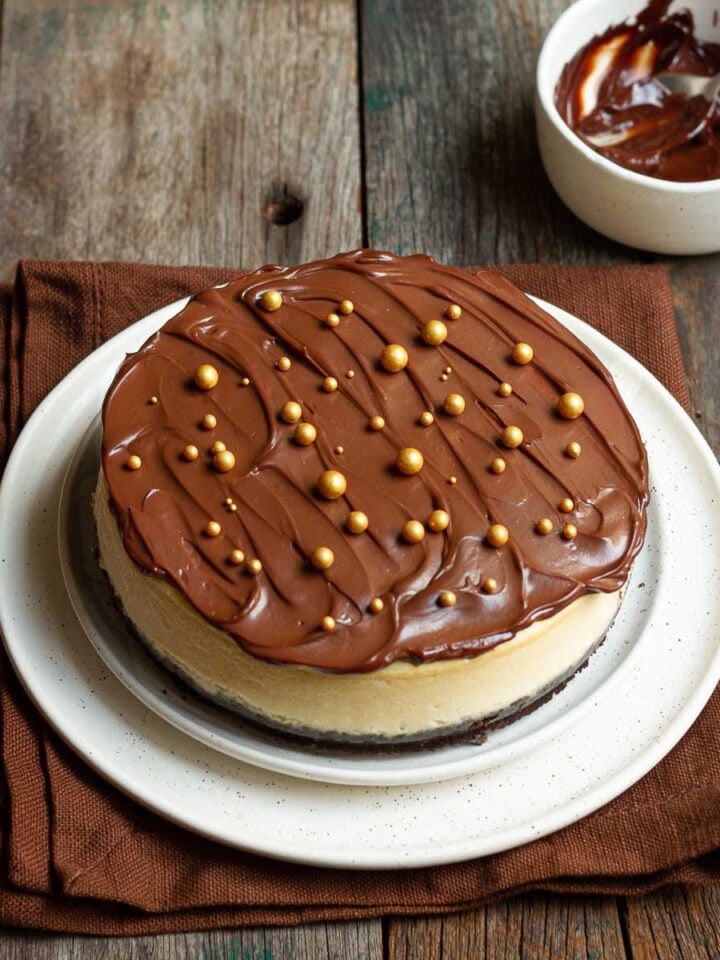 Baileys Cheesecake Recipe | Irish Cream Cheesecake