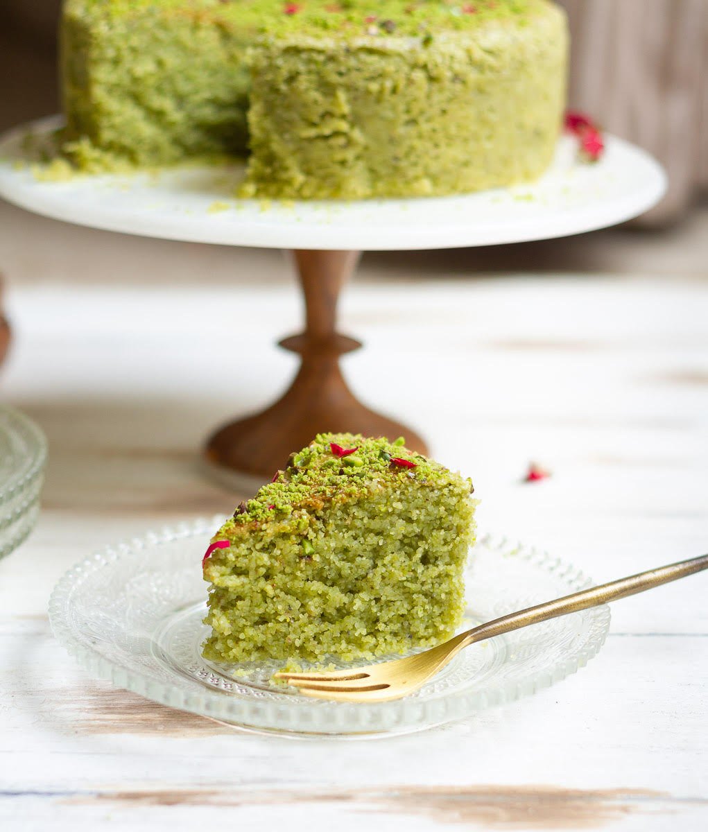 Pistachio Cake Recipe | Eggless Pistachio Cake