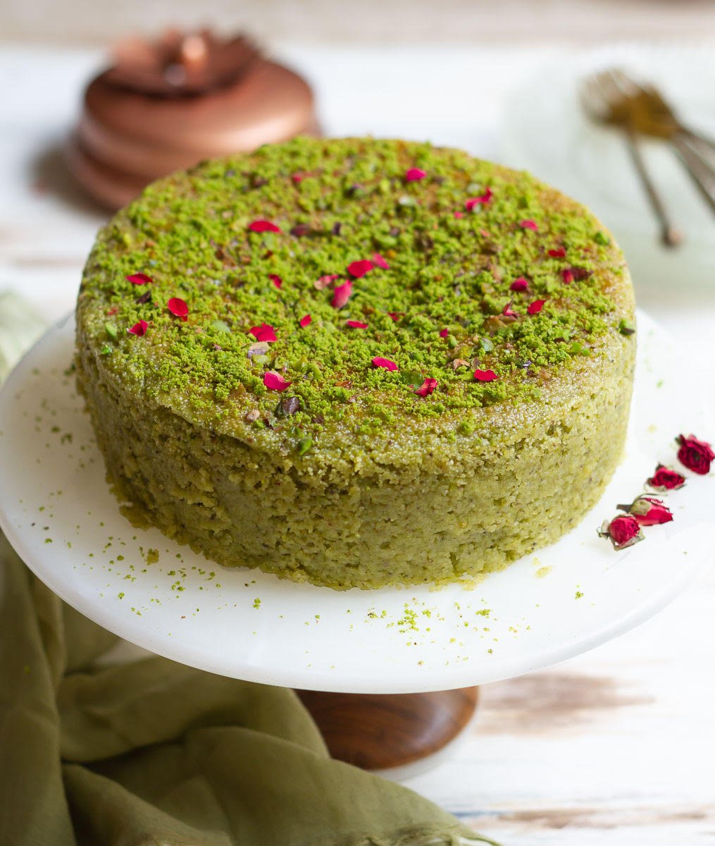 Pistachio Cake Recipe | Eggless Pistachio Cake