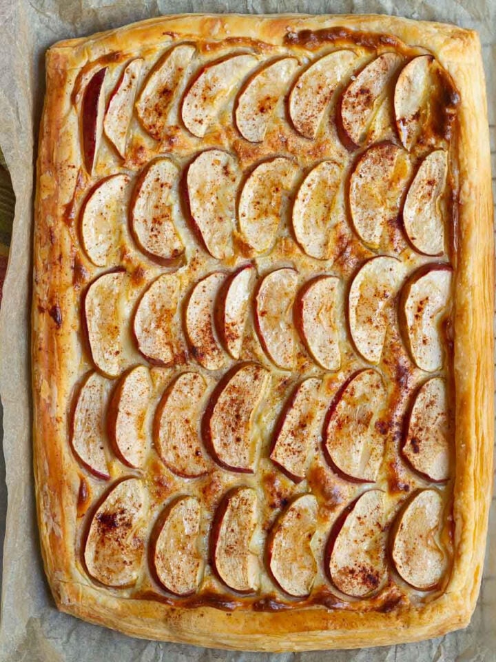 Baked apple puff pastry tart