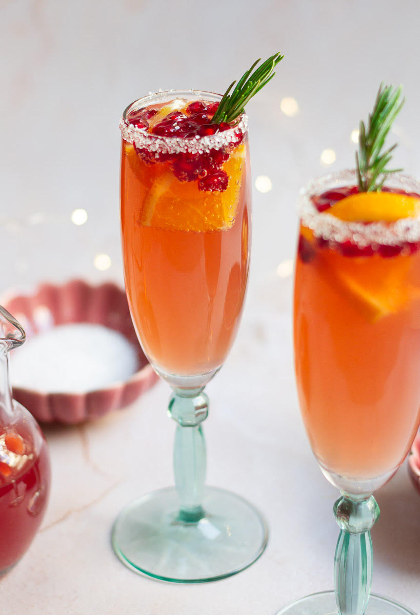 Pomegranate Mimosa: Sparkling Wine Cocktail