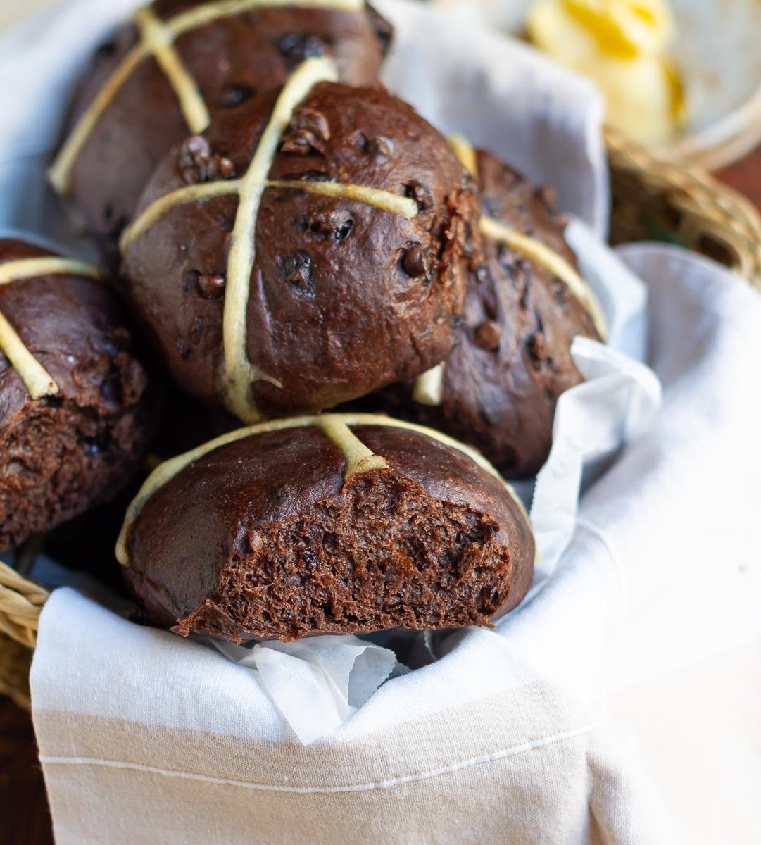 Simple Chocolate Hot Cross Buns