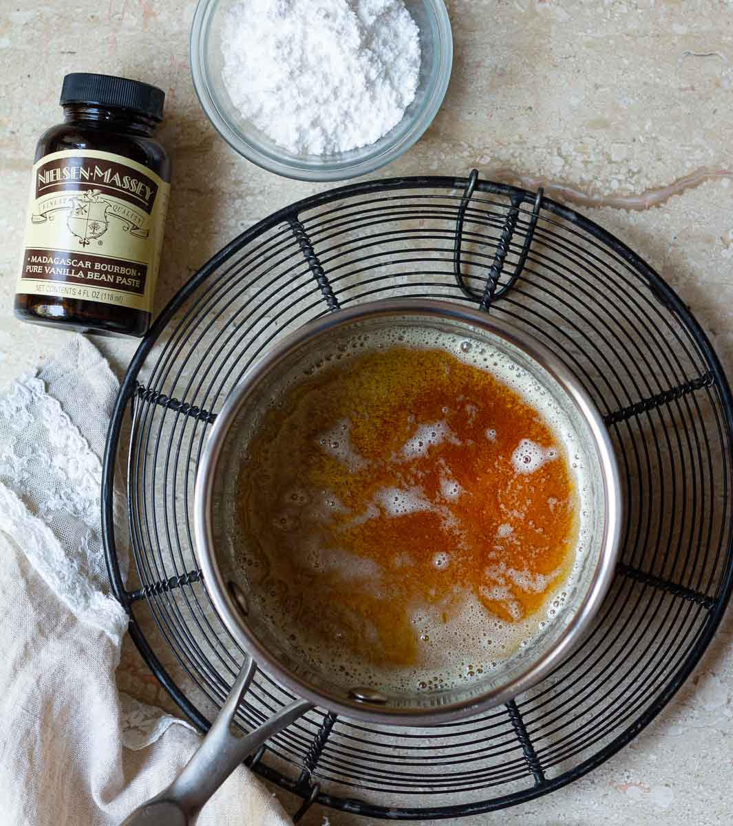 Ingredients for making brown butter icing