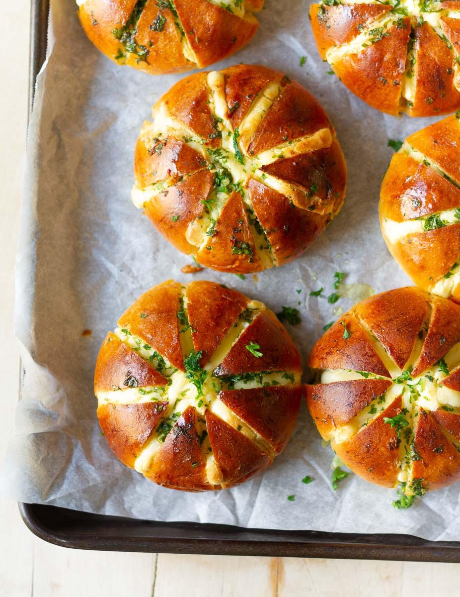 Korean Cream Cheese Garlic Bread