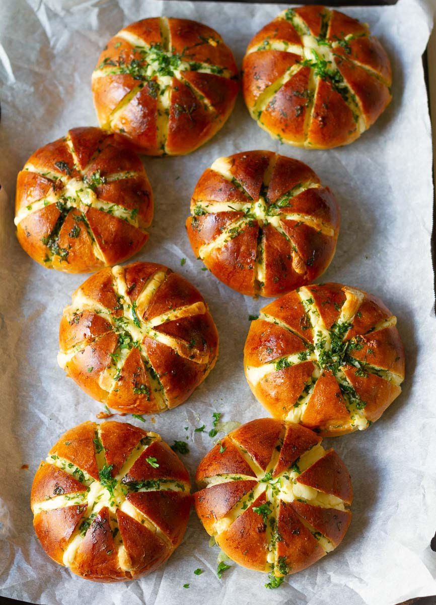 Korean Cream Cheese Garlic Bread