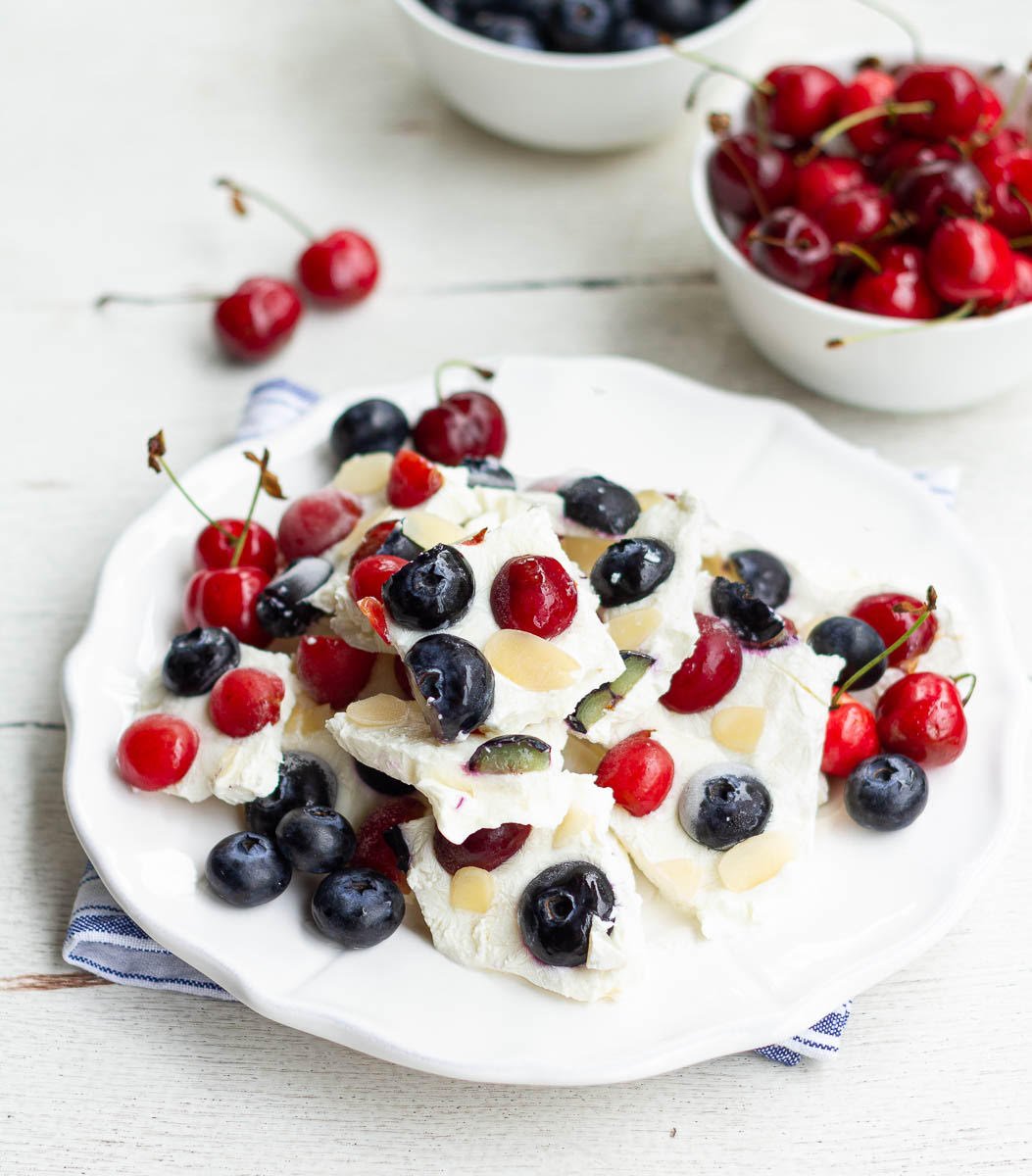 Frozen Yogurt Bark